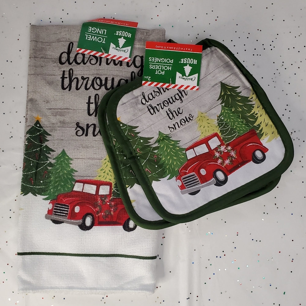 Christmas Kitchen Towel and Pot Holder Set